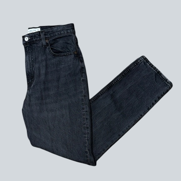 Abercrombie & Fitch Denim - Abercrombie & Fitch The ’90s Straight Ultra High Rise Jeans | Washed Black